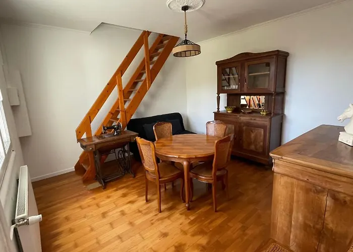 Maison De La Vallée Сasa de vacaciones Périgny