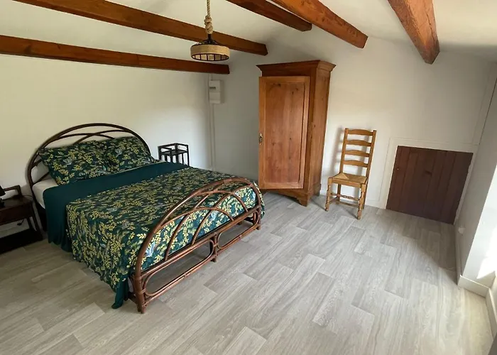 Maison De La Vallée Périgny