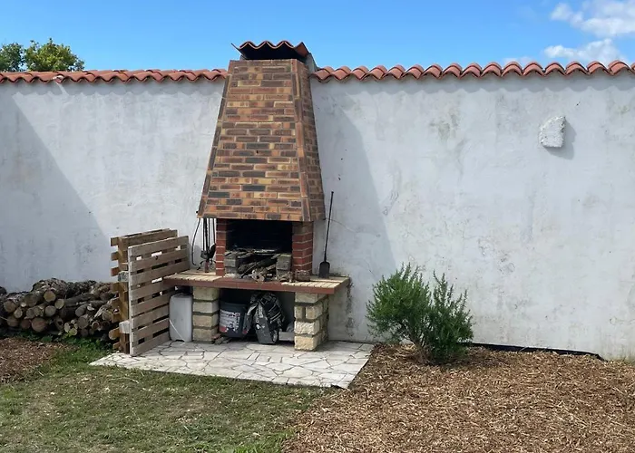 Maison De La Vallée * Périgny